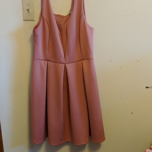 Short party dress - Picture 2 of 2